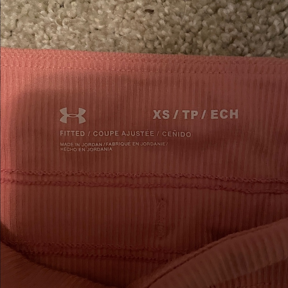 Under Armour High Rise Capri Leggings | Size XS - Picture 2 of 7